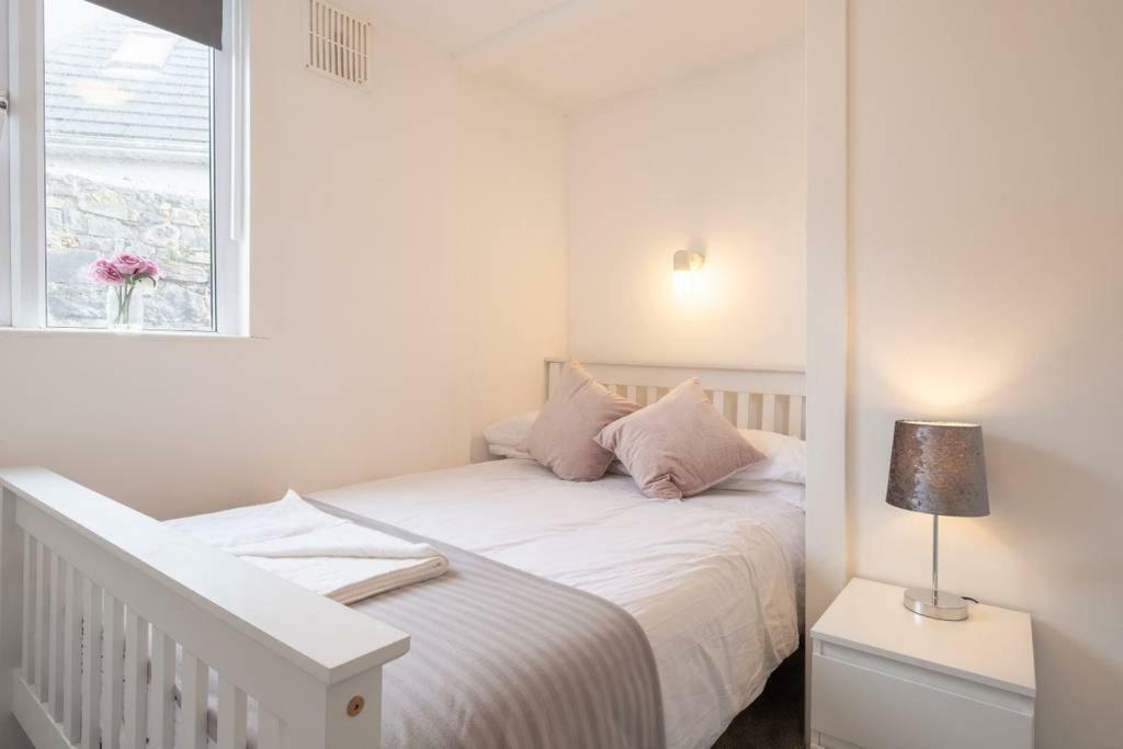 Galway City Cottage ภายนอก รูปภาพ